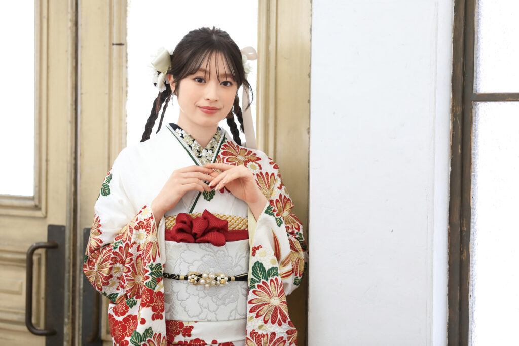【振袖ヘア】「リボン」で圧倒的ヒロイン感！今っぽ可愛い垢抜けヘアアレンジ決定版♡